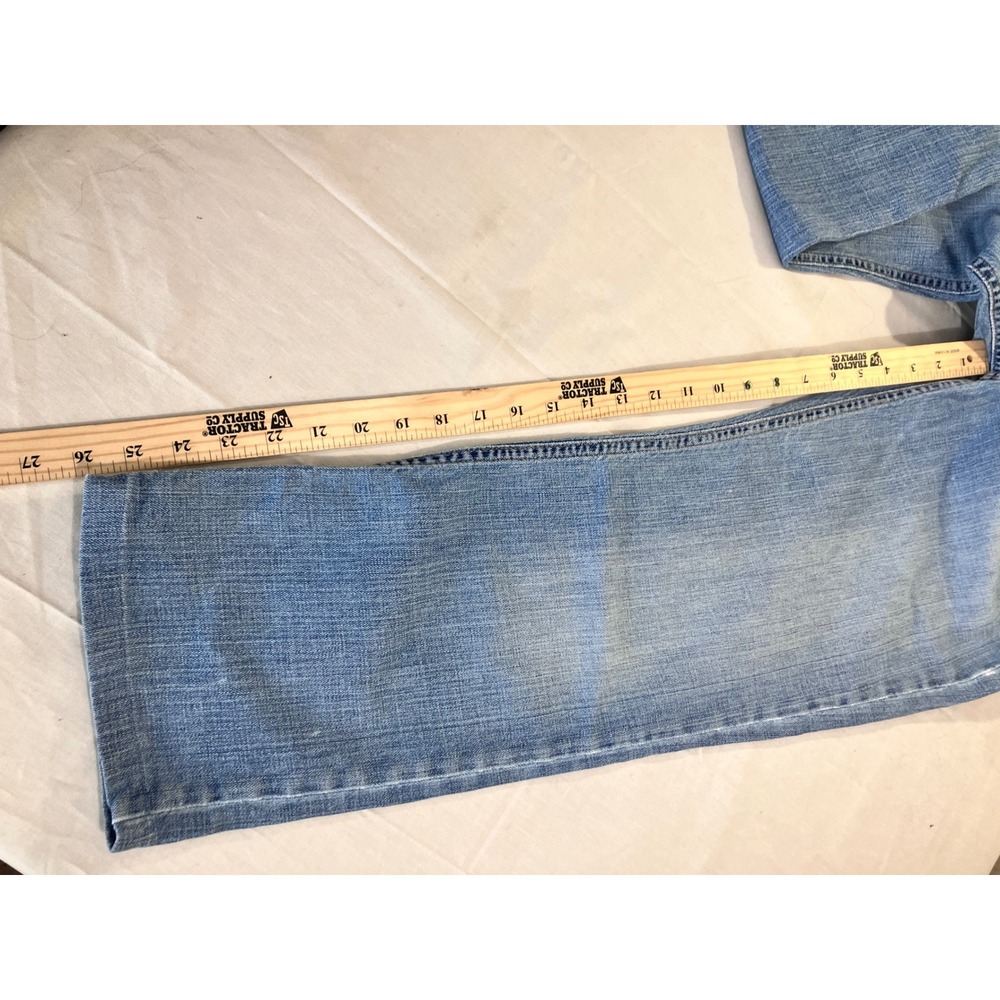 Eddie Bauer Womens Straight Leg Jeans Medium Wash Blue Stretch Denim Sz 8 Hemmed - Picture 10 of 14